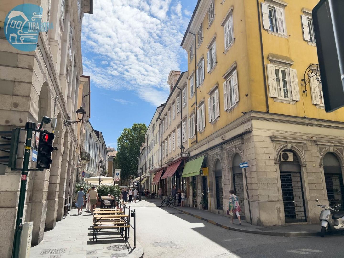 Cavana 10 Tirabora Short Rent Trieszt Kültér fotó